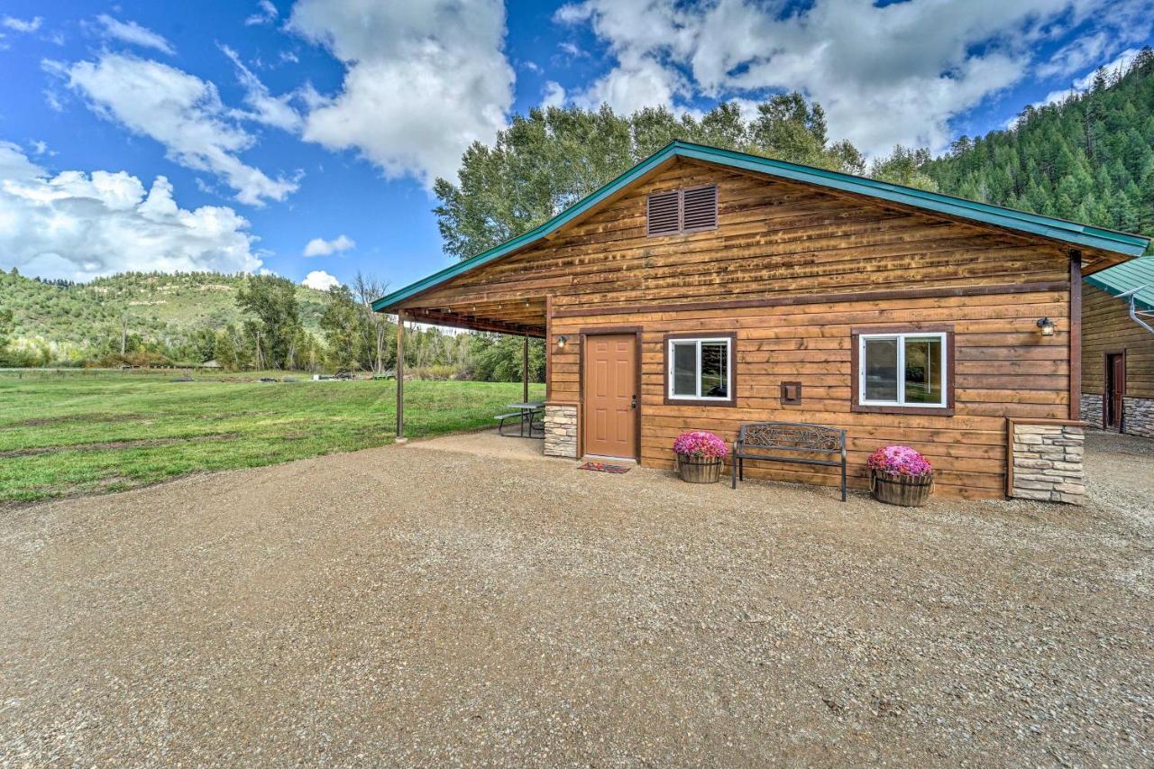 Serene Dolores Cabin With Patio And River Access! Екстериор снимка